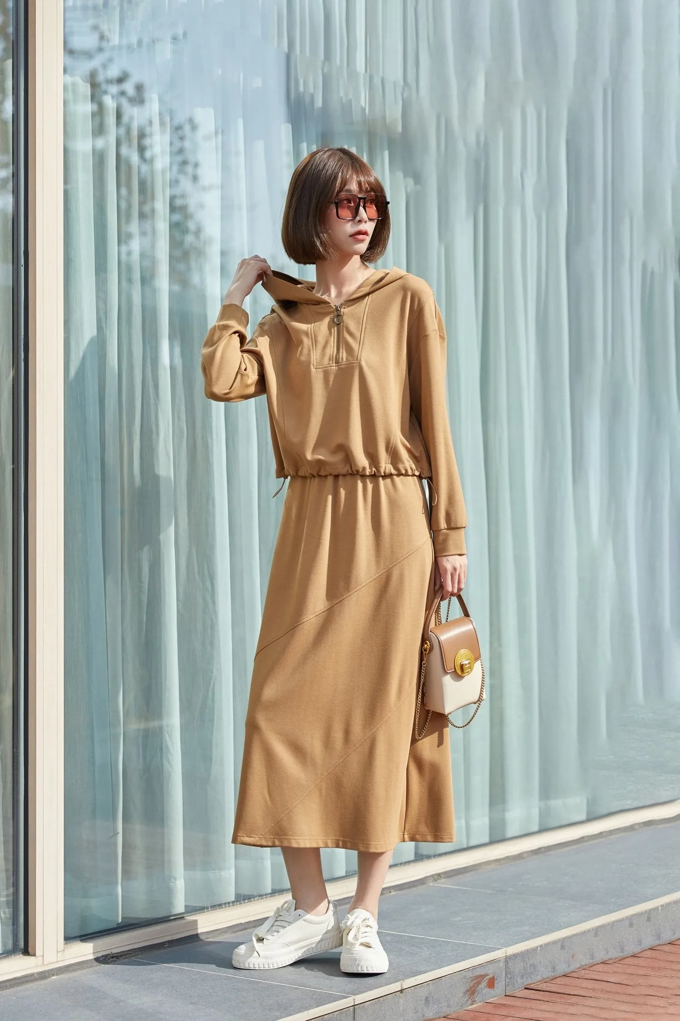 Camel Split Elastic Waist Maxi Skirt