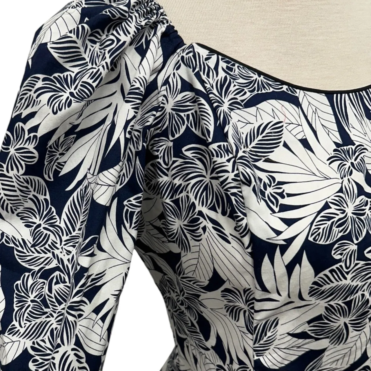 Elegant Hawaiian Print Half  Sleeve Blouse Top| Black & White Plumeria - 286B