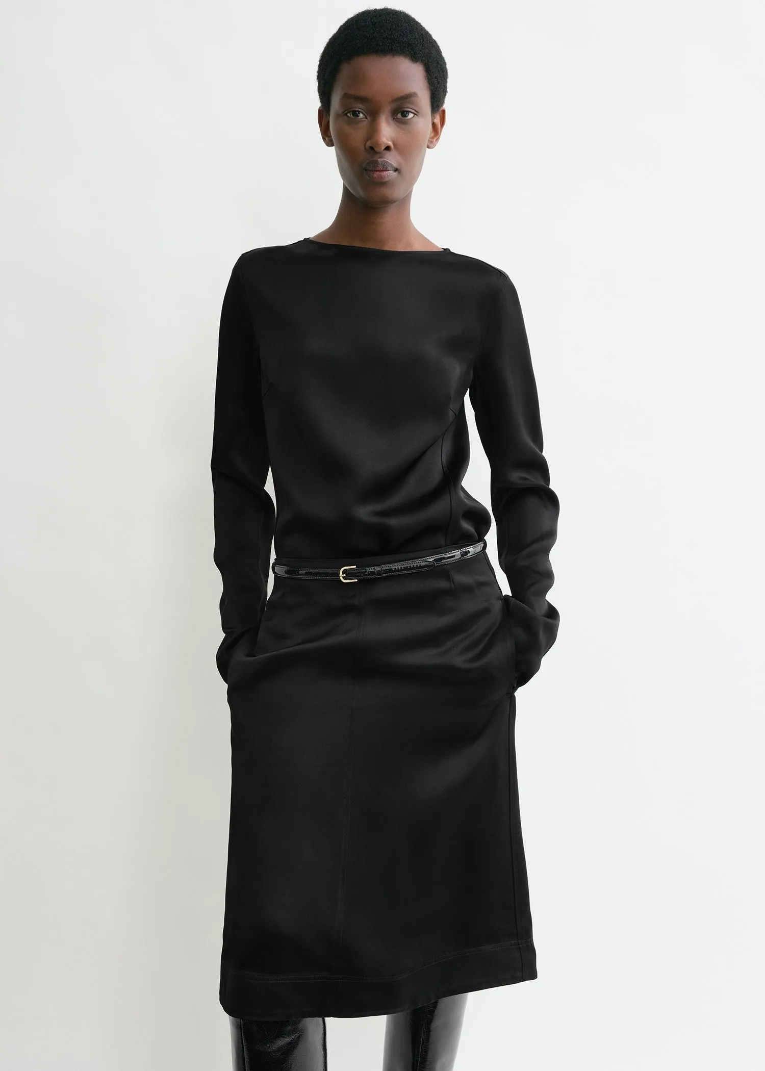 Paneled satin skirt black