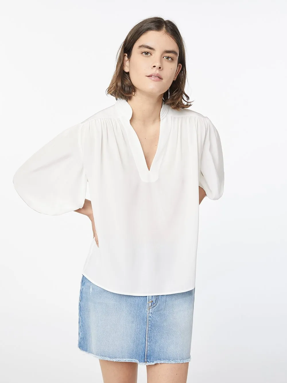 Silk Cali Top -- Blanc