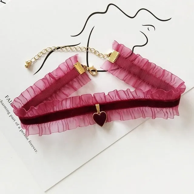 Velvet Sweetheart Choker