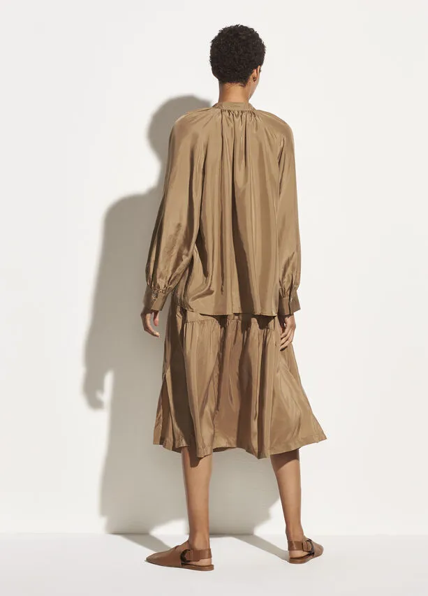 Vince - Poet Popover Blouse in Timber